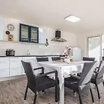 Olujic 2 By Interhome Appartement *