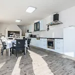 Olujic 2 By Interhome * Vir