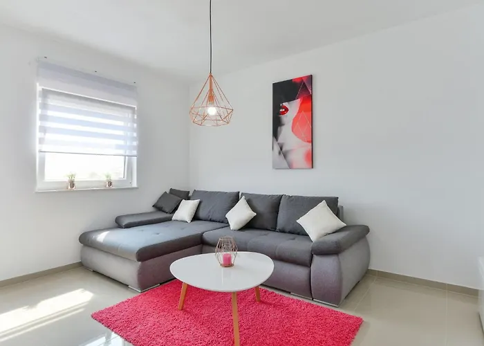 Olujic 2 By Interhome *