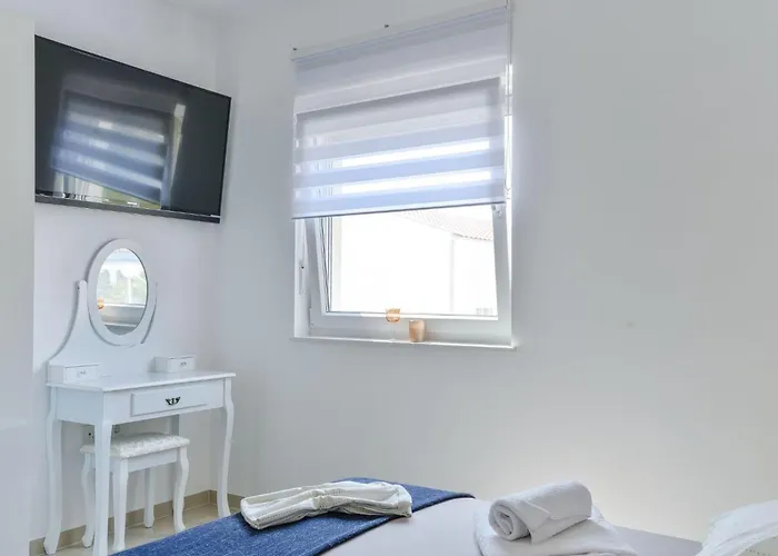 Olujic 2 By Interhome *