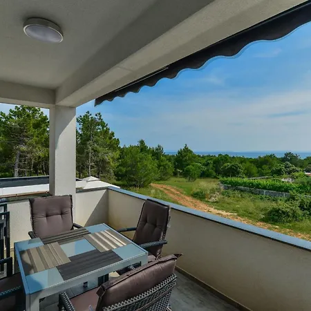 Apartman Olujic 2 By Interhome