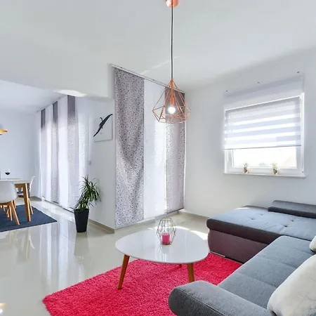 Olujic 2 By Interhome Apartman Vir
