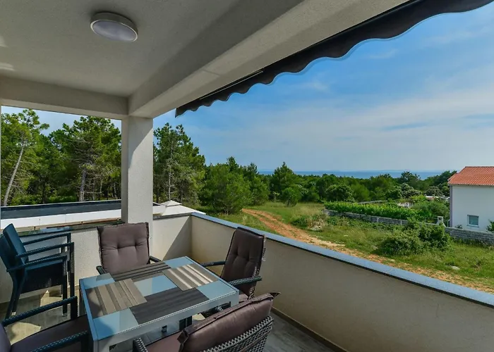 Apartman Olujic 2 By Interhome