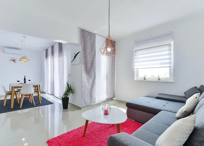 Olujic 2 By Interhome Apartman Vir