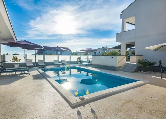 Olujic 2 By Interhome Vir