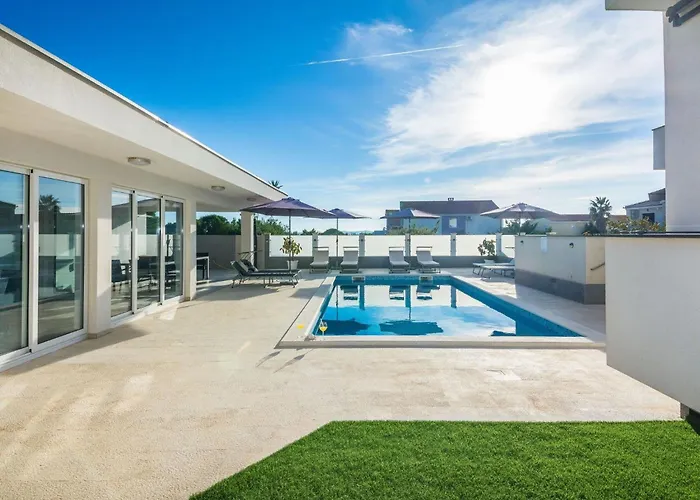 Olujic 2 By Interhome