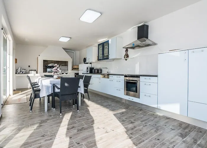 Olujic 2 By Interhome * Vir